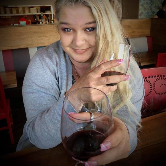 Meet your Posher, CaliSunKissed - Picture 1 of 1